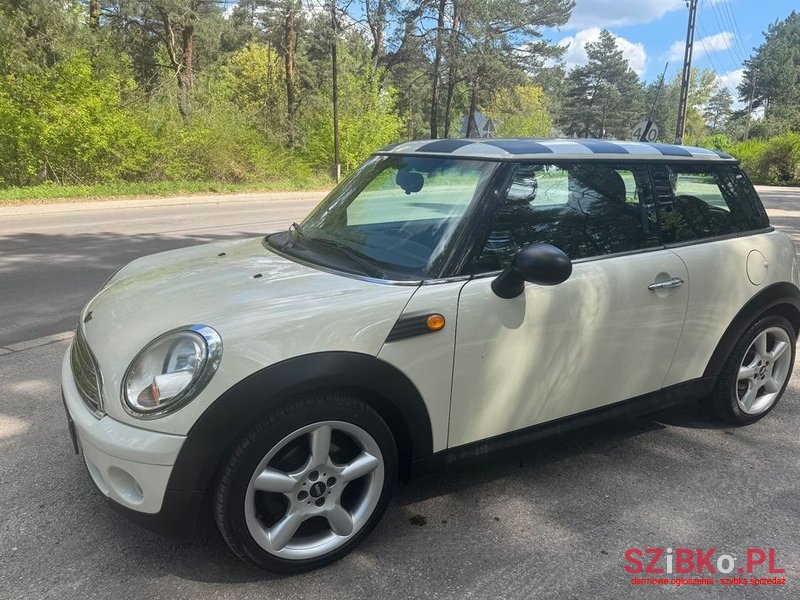 2009' MINI One Standard photo #1