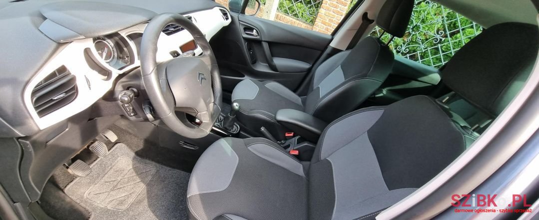 2012' Citroen C3 photo #4