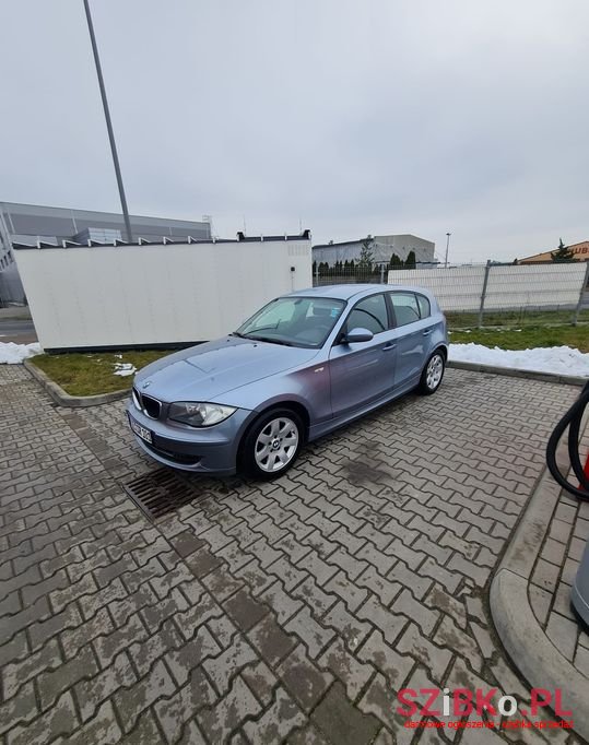 2009' BMW Seria 1 photo #3