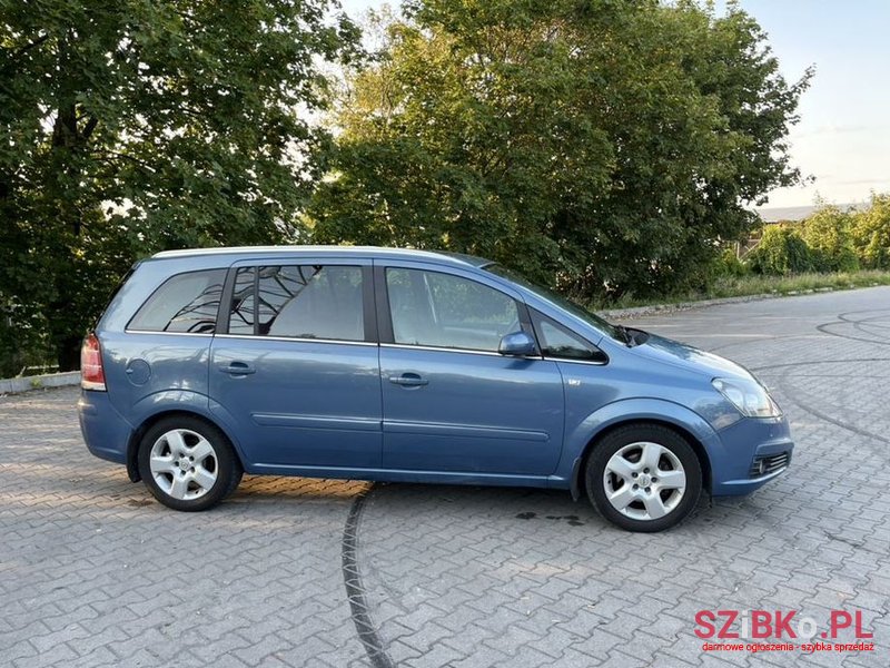 2007' Opel Zafira photo #5