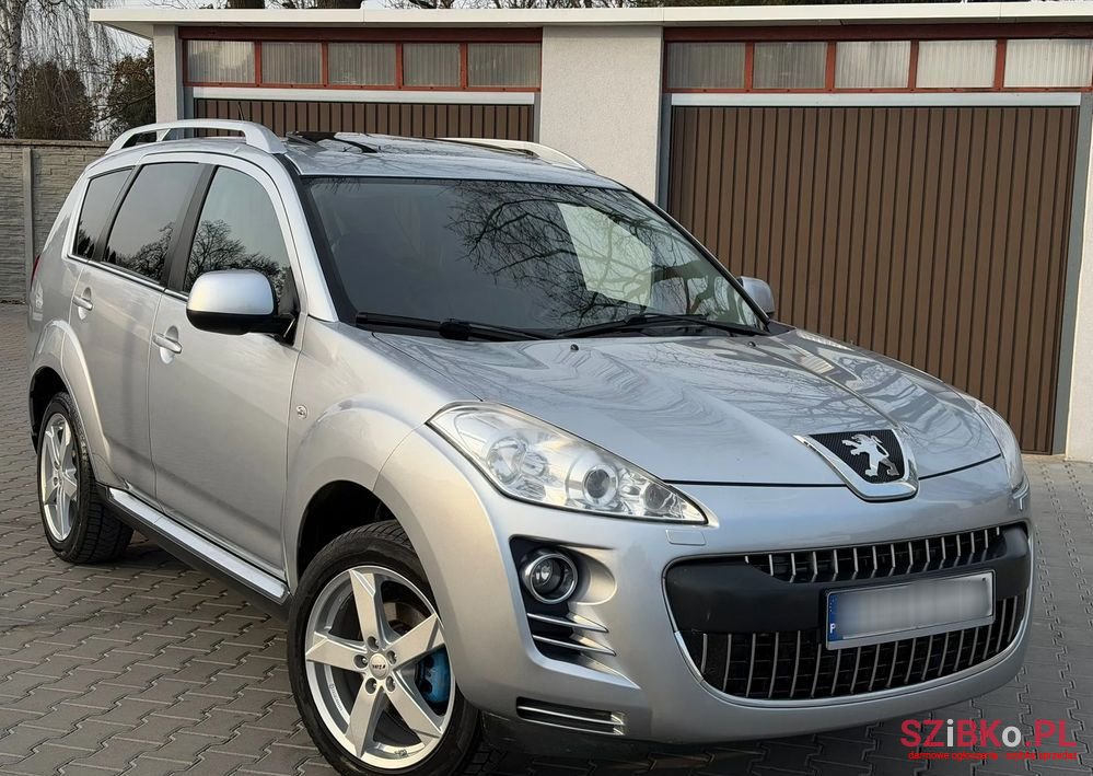 2008' Peugeot 4007 photo #1