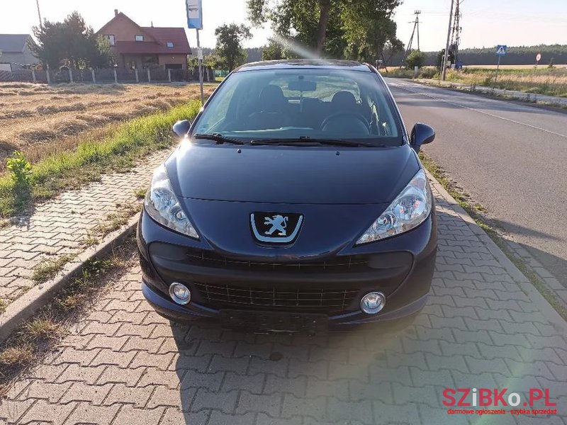 2009' Peugeot 207 photo #5