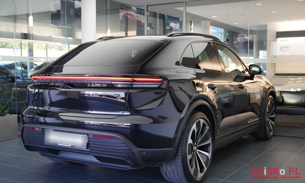2024' Porsche Macan photo #4