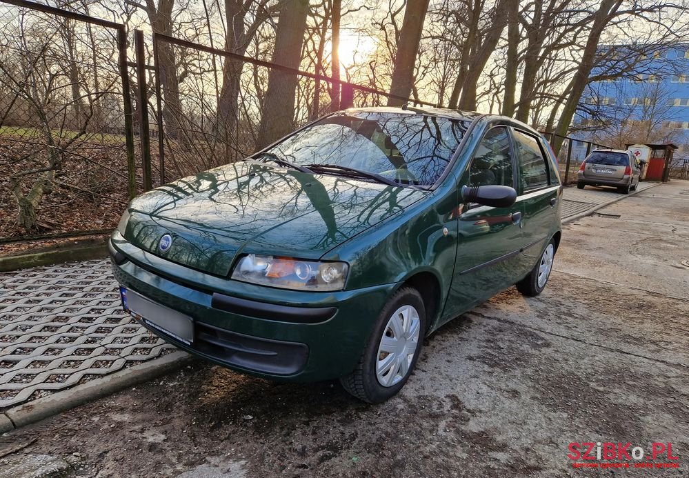 2002' Fiat Punto photo #4