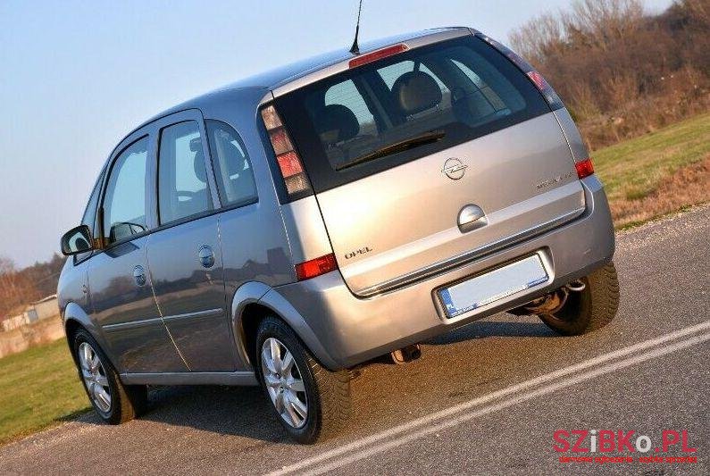 2009' Opel photo #3