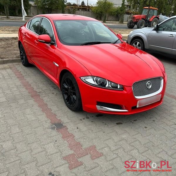 2011' Jaguar XF 2.2 D Luxury photo #1