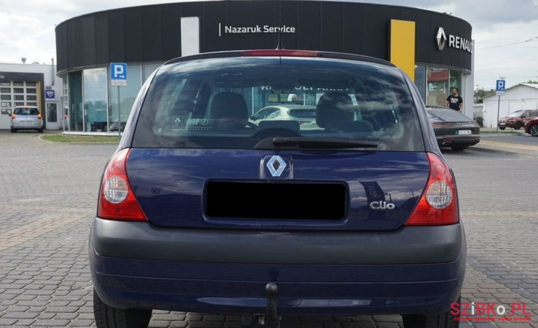 2005' Renault Clio photo #6