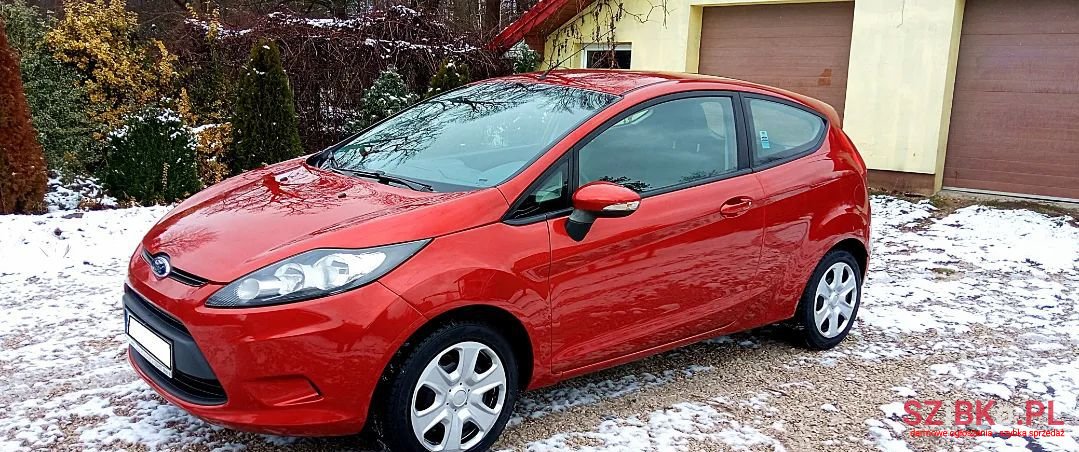 2009' Ford Fiesta photo #2