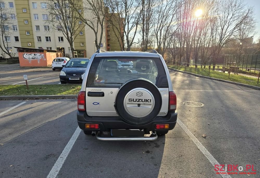 2005' Suzuki Grand Vitara 2.0 Hdi photo #4