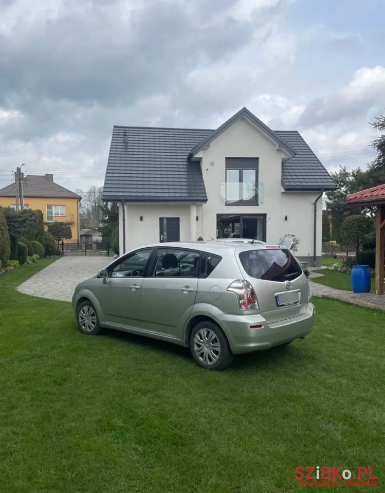 2007' Toyota Corolla Verso photo #6