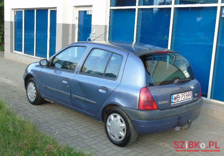 1999' Renault Clio photo #2