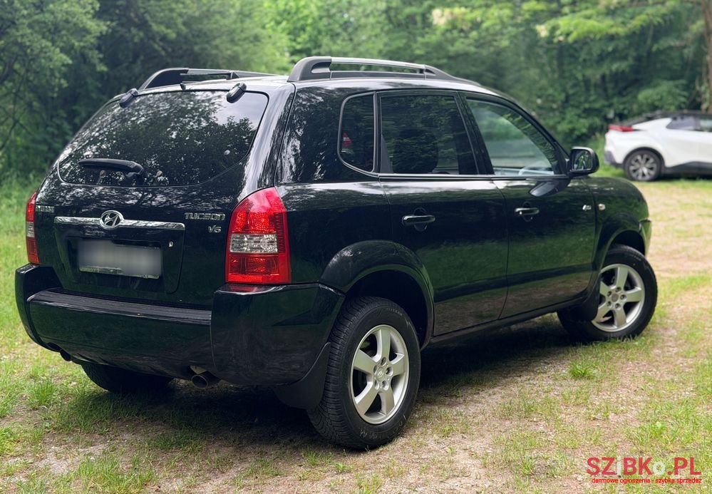 2004' Hyundai Tucson 2.7 Gls photo #5