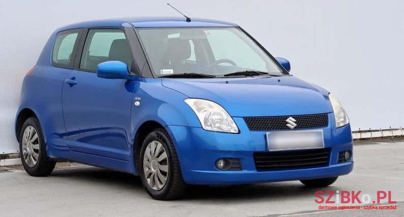 2005' Suzuki Swift photo #1