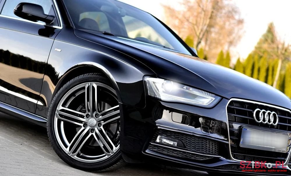 2015' Audi A4 S Tronic photo #1