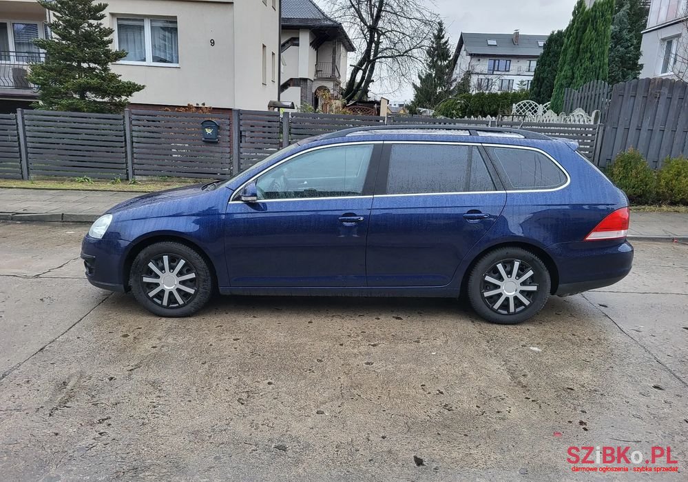 2007' Volkswagen Golf photo #6