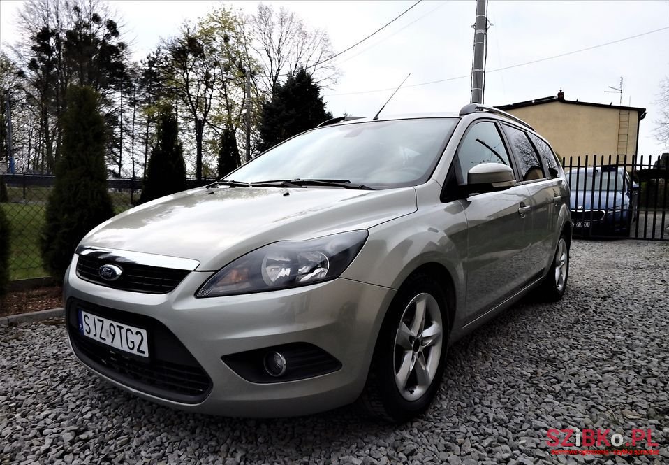 2008' Ford Focus Sport photo #2