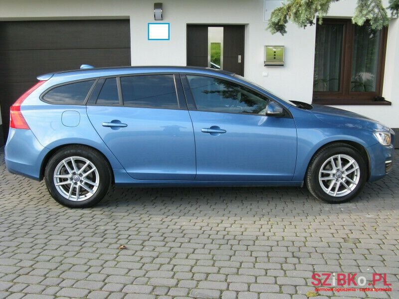 2015' Volvo V60 photo #5