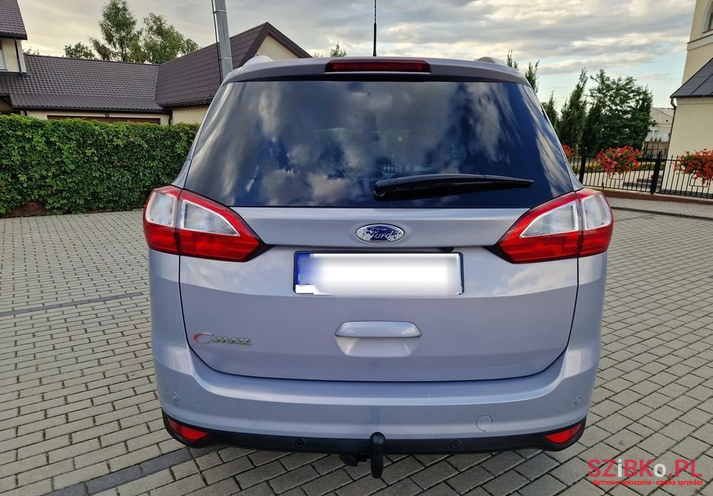 2012' Ford C-MAX photo #5