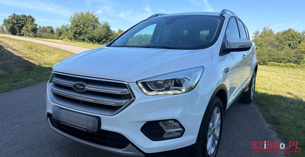 2018' Ford Kuga 2.0 Tdci 2X4 Black & Silver photo #4