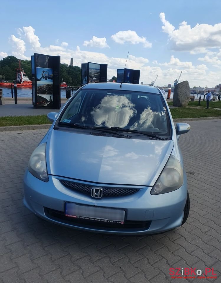 2005' Honda Jazz photo #2