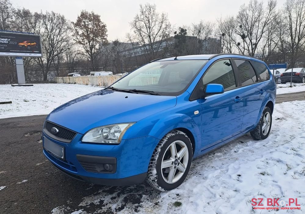 2005' Ford Focus 1.6 Tdci Ghia photo #2