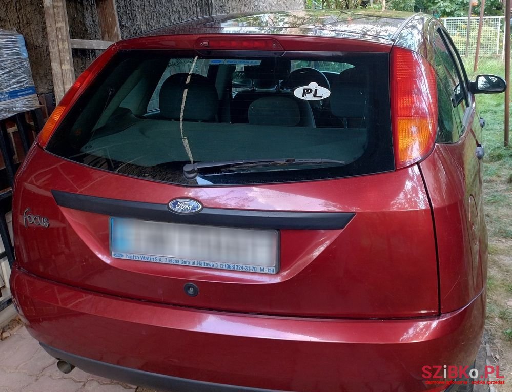 1999' Ford Focus 1.8 Trend photo #2