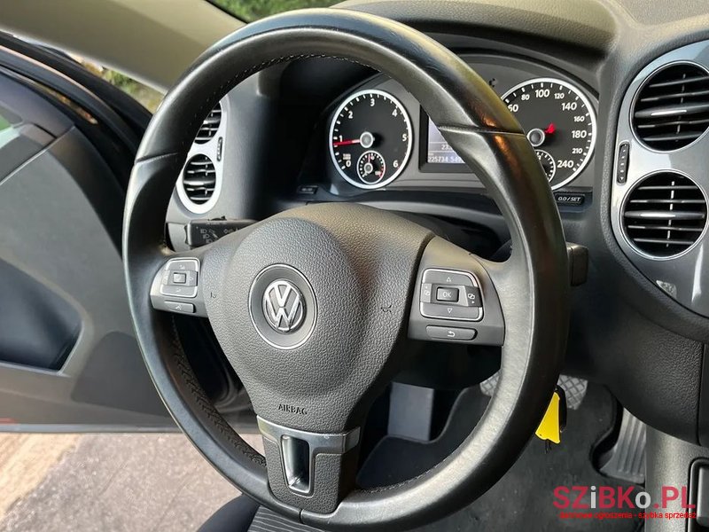 2014' Volkswagen Tiguan photo #6