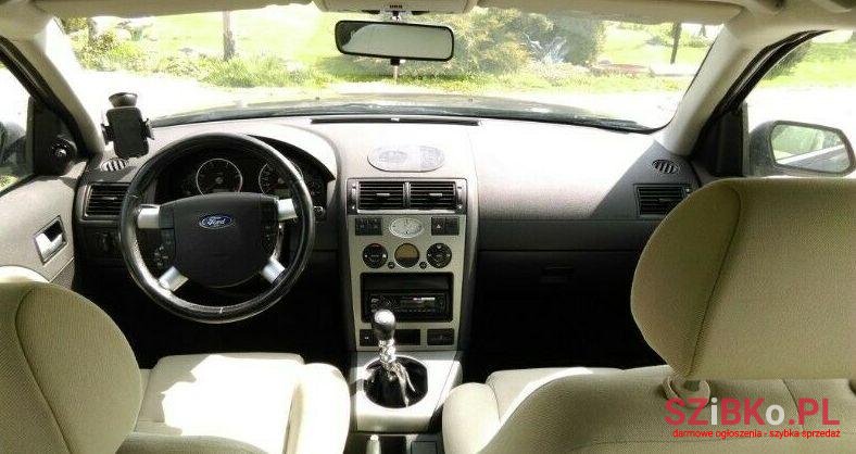 2001' Ford Mondeo photo #1