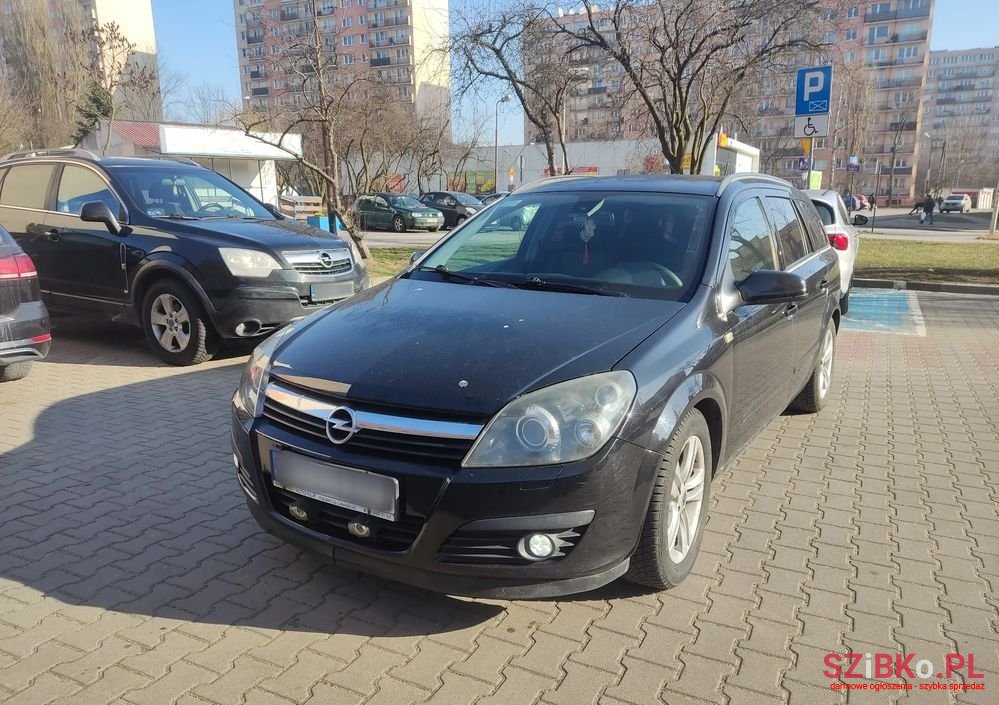 2006' Opel Astra Iii 1.9 Cdti Sport photo #3