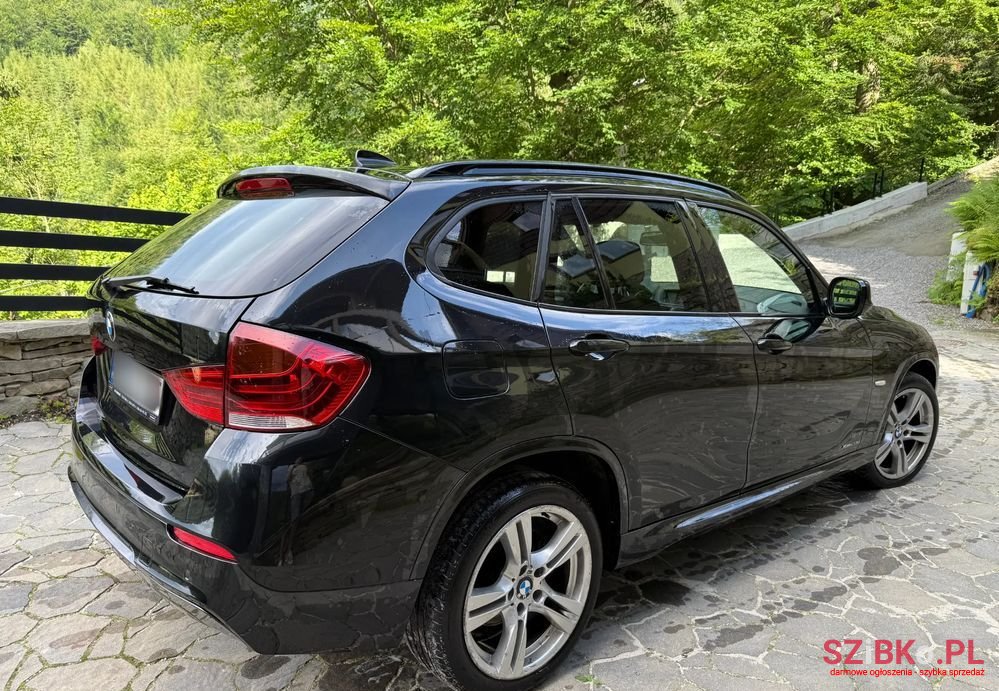 2011' BMW X1 Xdrive20D photo #2