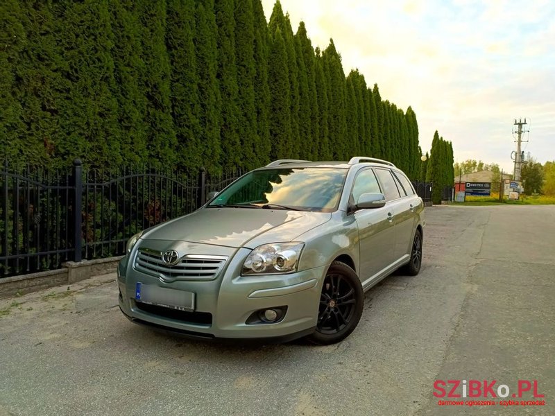 2008' Toyota Avensis 1.8 Vvt-I photo #1