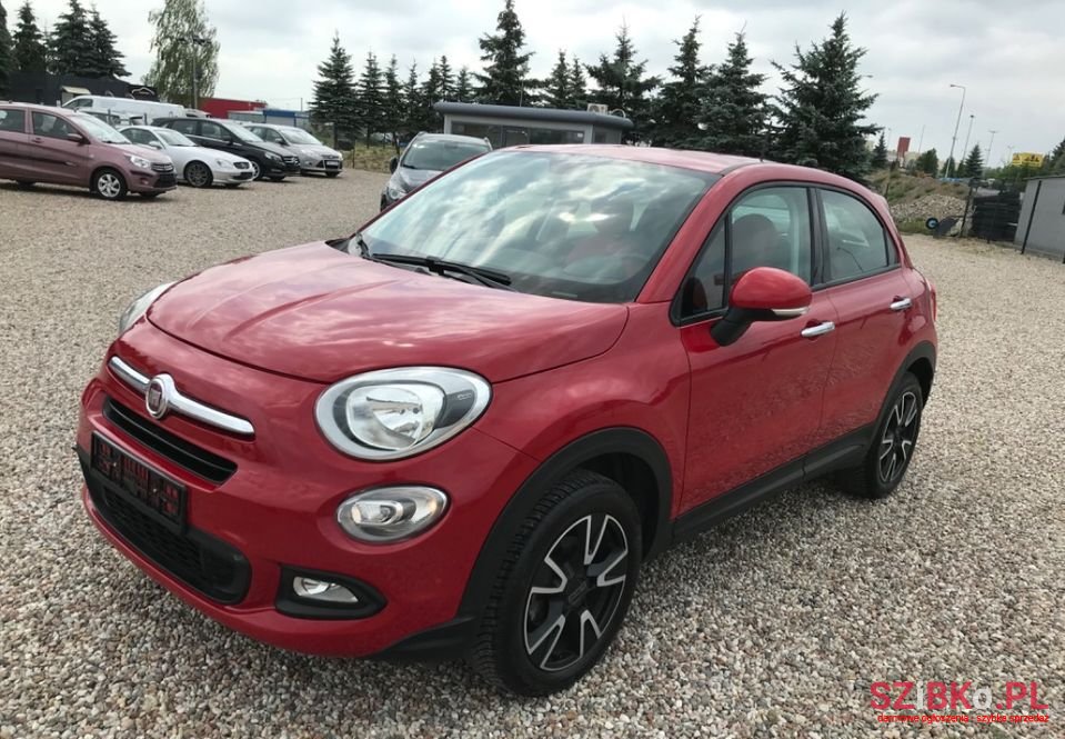 2016' Fiat 500X photo #2