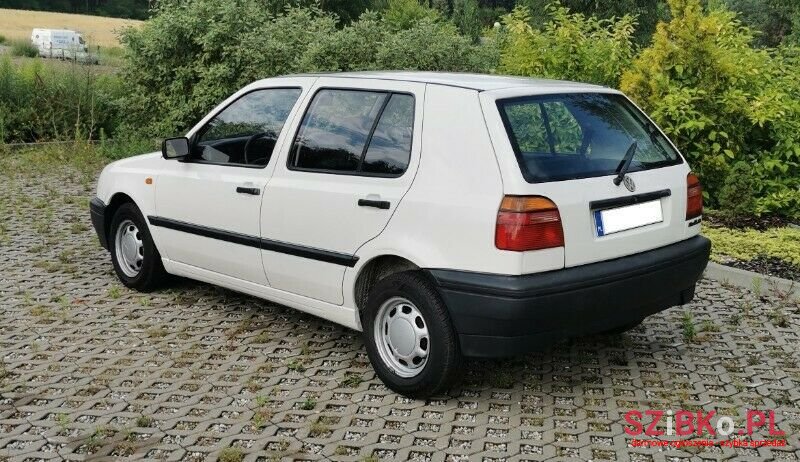 1993' Volkswagen Golf photo #2