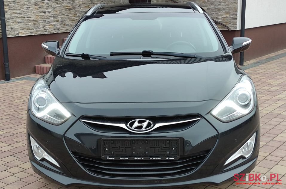 2011' Hyundai i40 photo #2