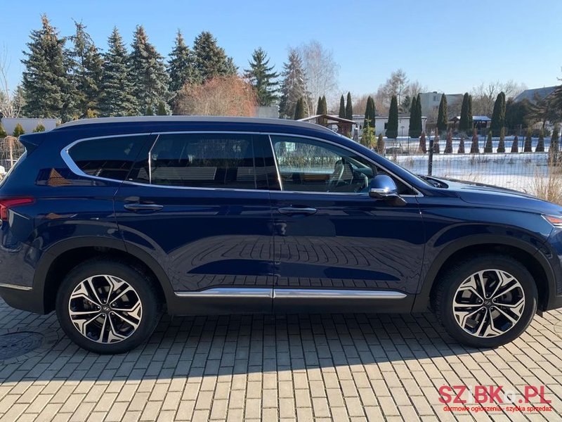 2020' Hyundai Santa Fe photo #3