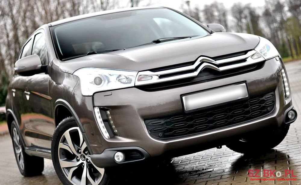 2015' Citroen C4 Aircross photo #1