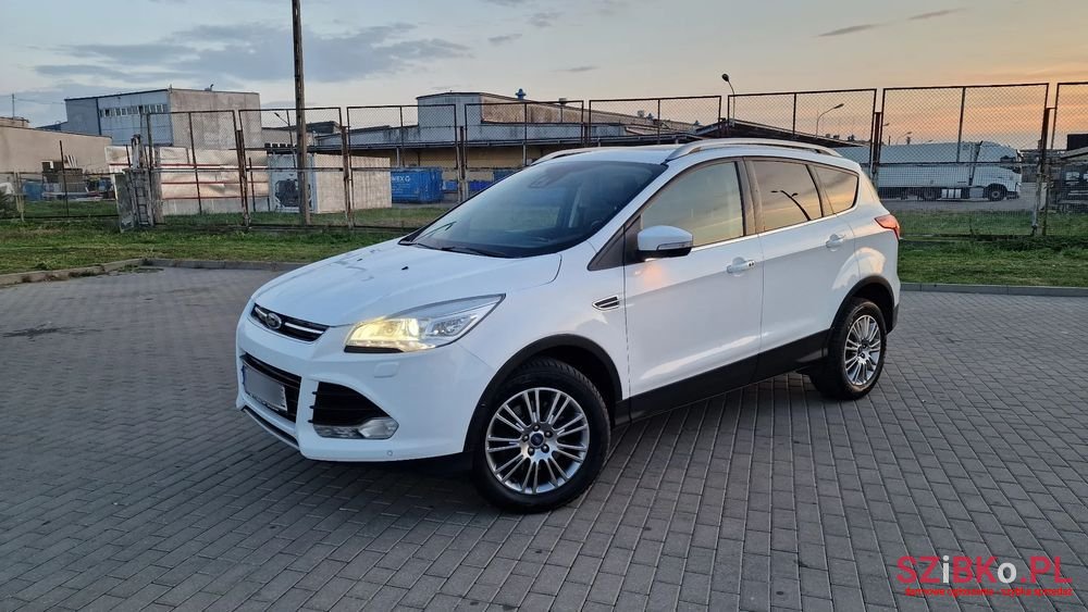 2014' Ford Kuga 2.0 Tdci 4X4 Titanium photo #2