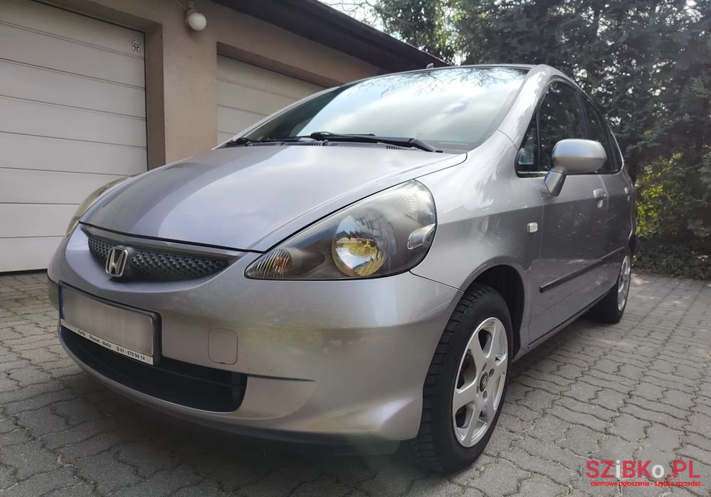 2006' Honda Jazz photo #2