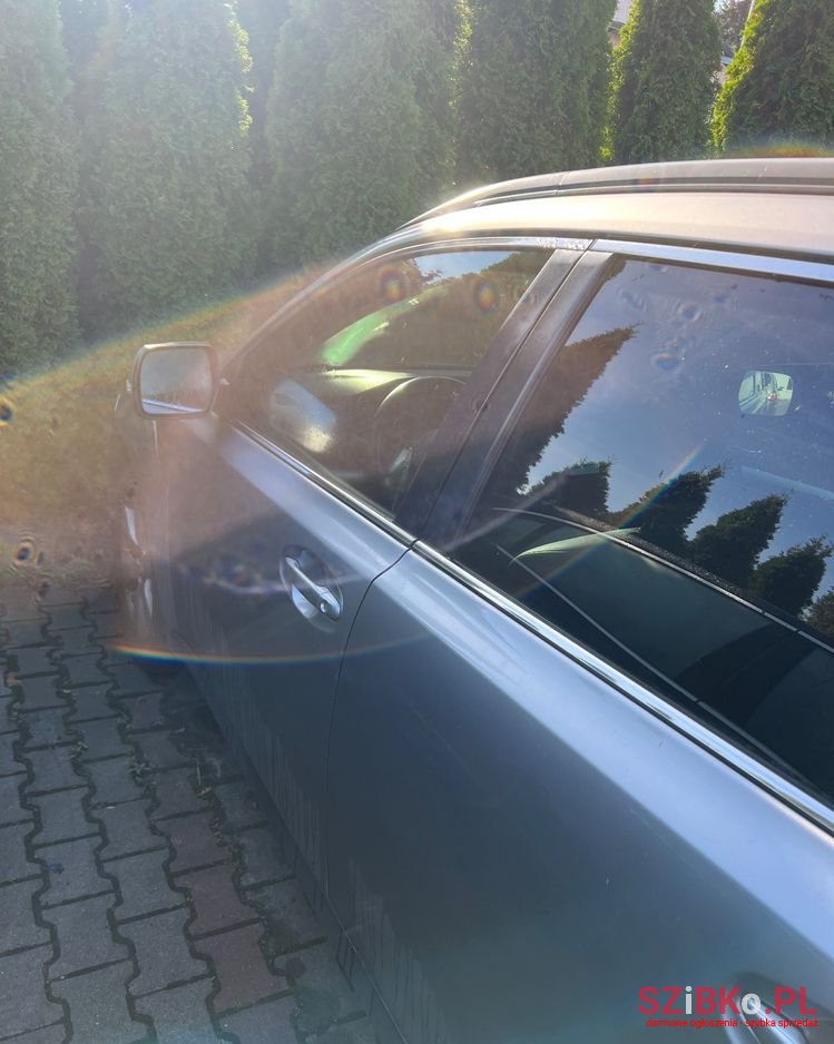 2011' Subaru Outback photo #2