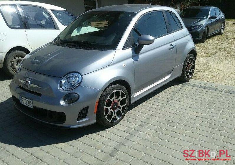 2015' Fiat 500 photo #1