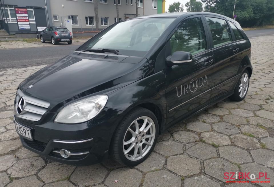 2010' Mercedes-Benz Klasa B photo #1