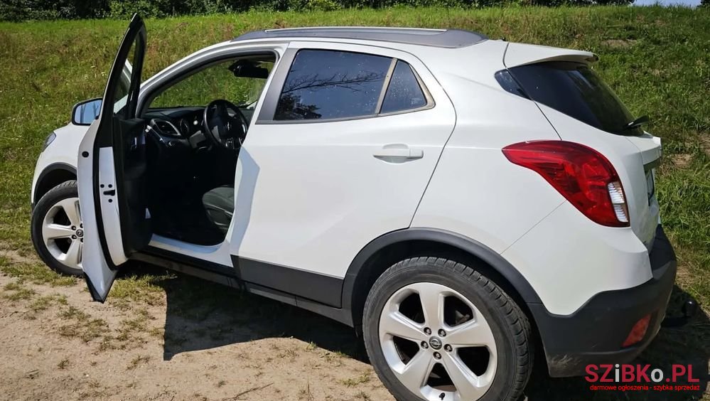 2012' Opel Mokka photo #3