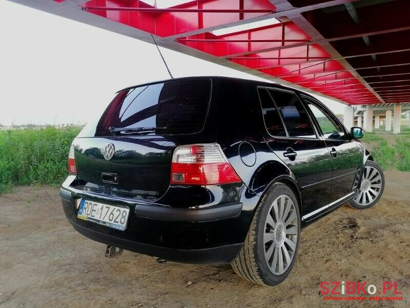 1999' Volkswagen Golf photo #3