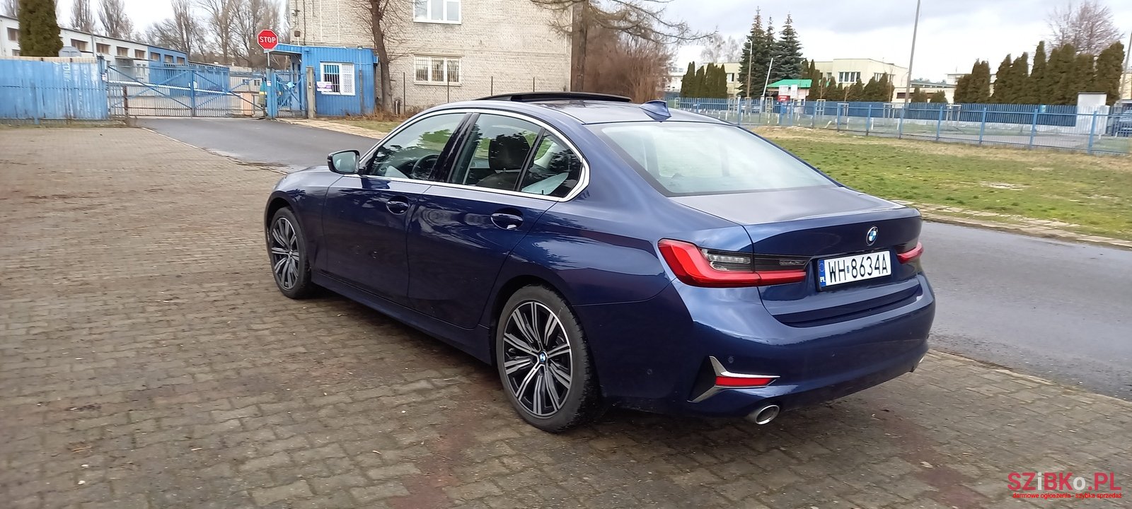 2019' BMW 320 G20 photo #4