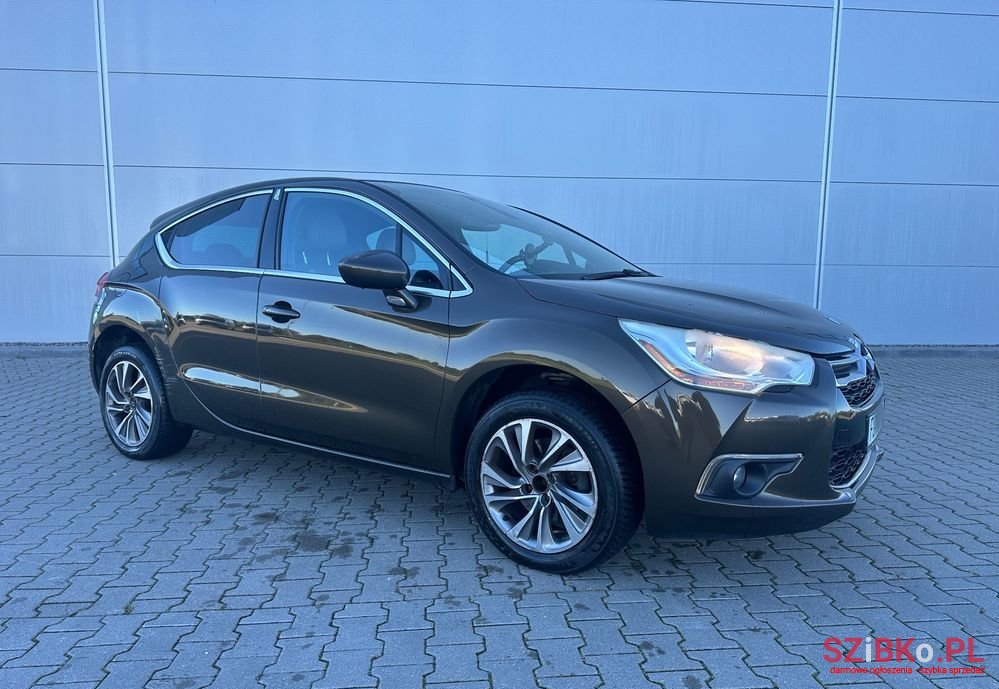 2012' Citroen DS4 1.6 Thp Sochic photo #3