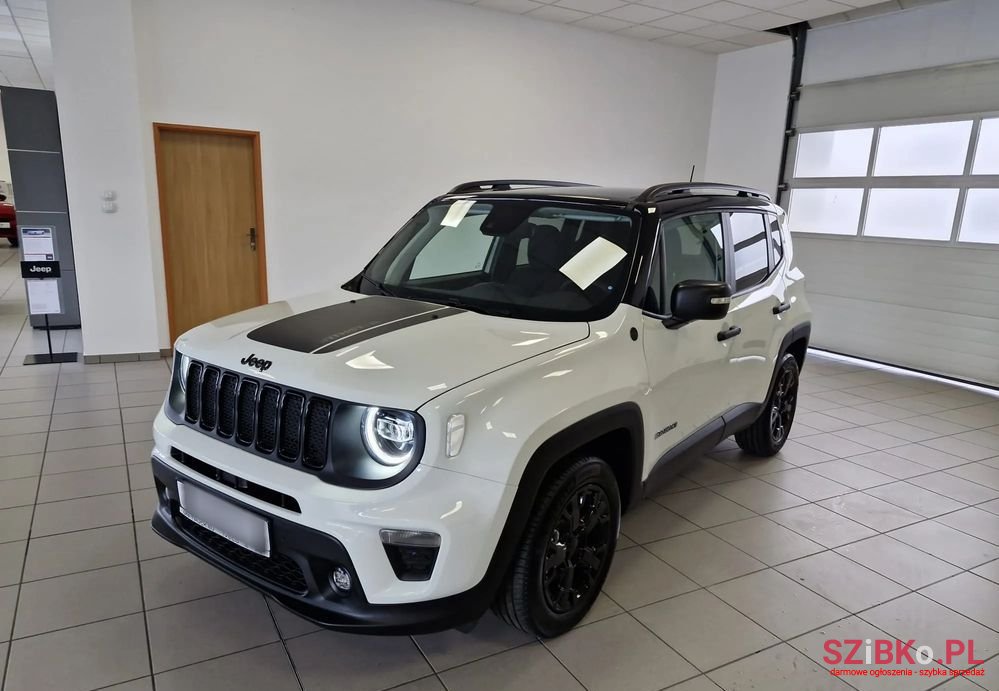 2024' Jeep Renegade photo #5