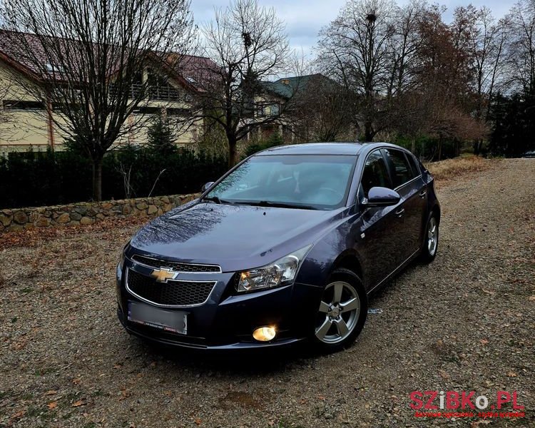 2012' Chevrolet Cruze photo #1