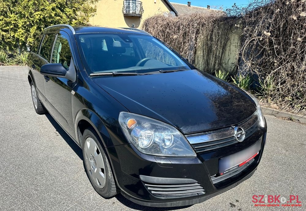 2006' Opel Astra 1.9 Cdti Cosmo photo #1