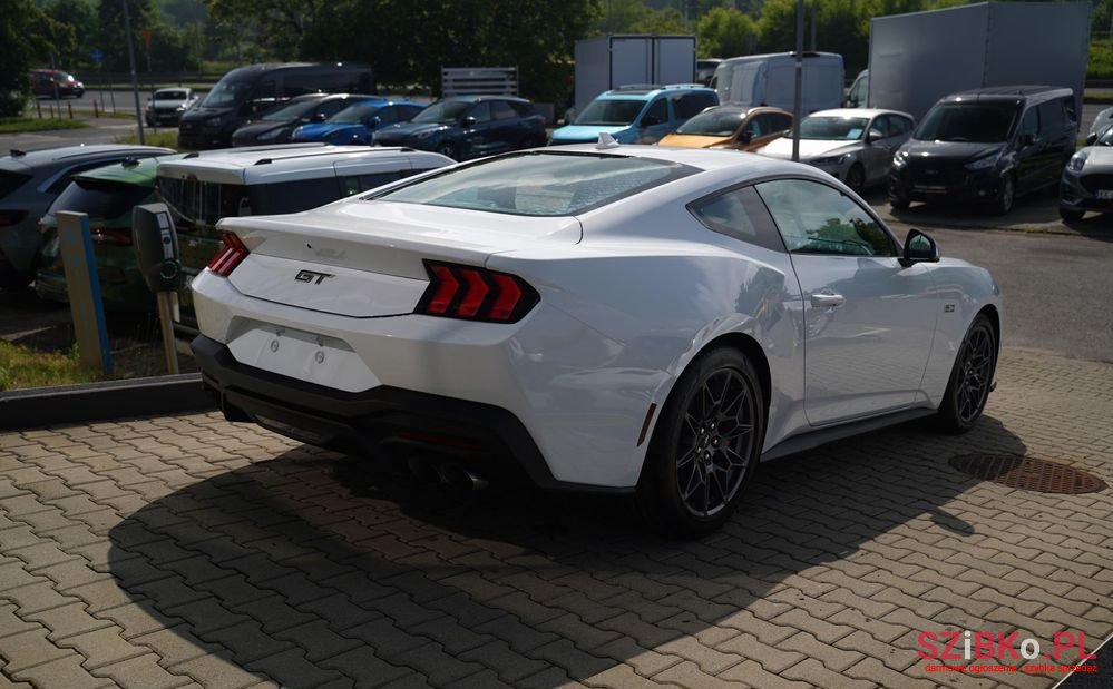 2024' Ford Mustang photo #4