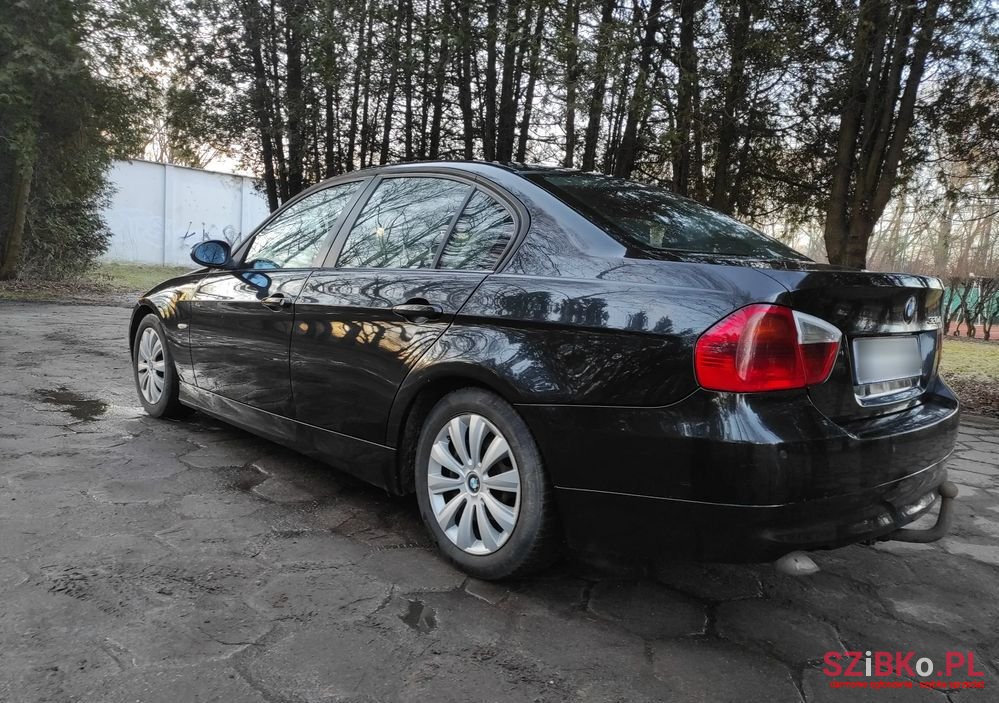2005' BMW 3 Series 320D Dpf photo #2